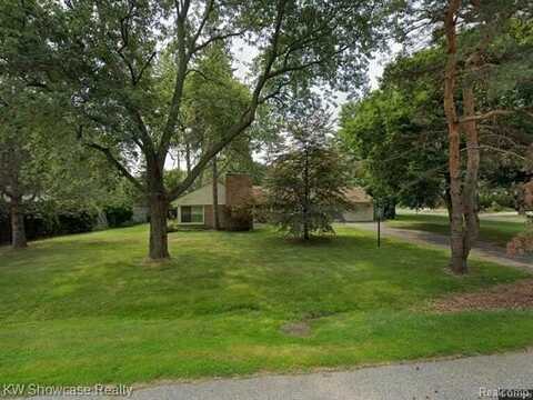 4032 ROUGE CIRCLE Drive, Troy, MI 48098