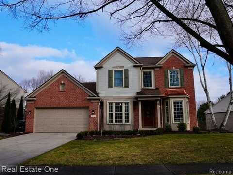 2677 Aubrey Drive, Lake Orion, MI 48360