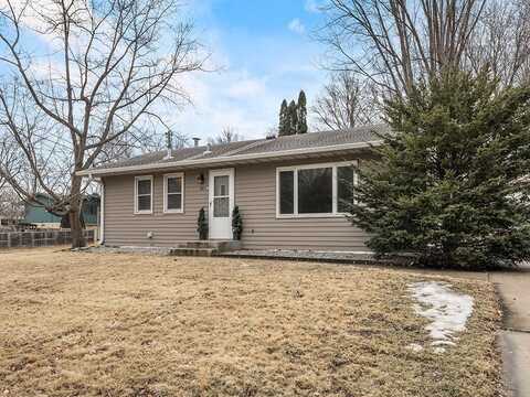 503 Greenvale Avenue W, Northfield, MN 55057