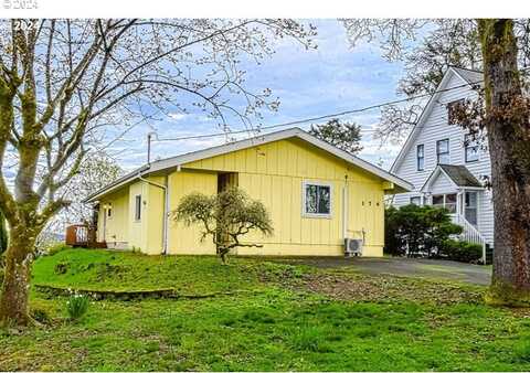 174 S 6TH ST, Saint Helens, OR 97051