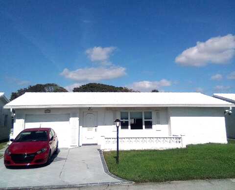 2081 SW 13th Terrace, Boynton Beach, FL 33426