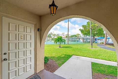 337 Pine Ridge Circle, Greenacres, FL 33463