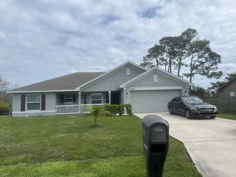 1425 SE Navajo Lane, Port Saint Lucie, FL 34983