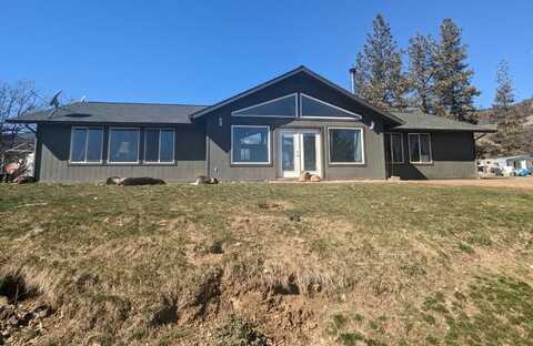 1605 Greenhorn Rd, Yreka, CA 96097