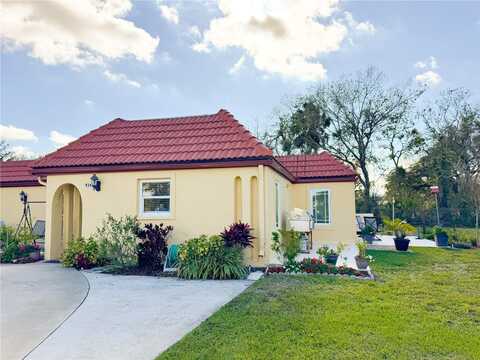 916 W FAITH CIRCLE, BRADENTON, FL 34212