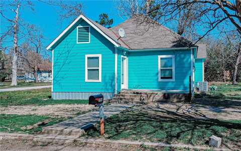 1108 W 1st Street, Cameron, TX 76520