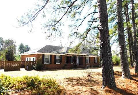 13200 West Boulevard, Laurinburg, NC 28352