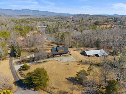500 Wandering Way, Pickens, SC 29671