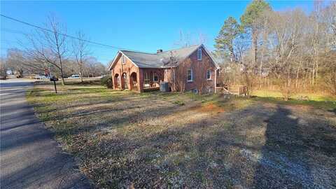 403 S Pew Street, Westminster, SC 29693