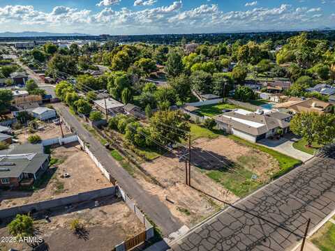 5704 N 11TH Avenue, Phoenix, AZ 85013