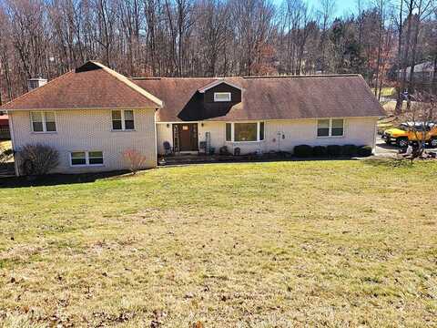 100 MARTIN DR, BECKLEY, WV 25801