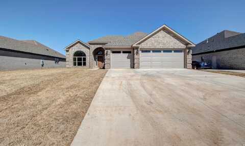 69 Lucia Lane, Maumelle, AR 72113