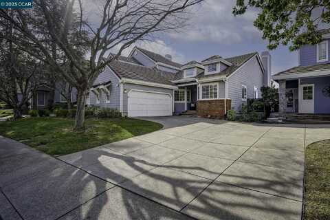 919 Arrowhead Ter, Clayton, CA 94517