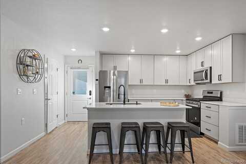 1143 Hummingbird Circle, Longmont, CO 80501