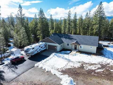 310 Akre Heights Dr, Blanchard, ID 83804