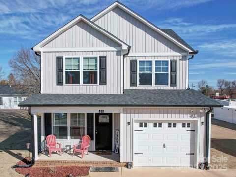 108 Oak Grove Street, Kannapolis, NC 28081