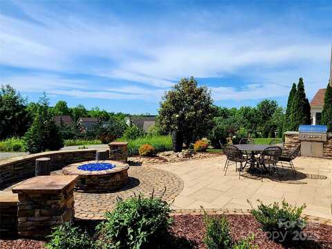 305 Hemlock Bluff Court, Denver, NC 28037