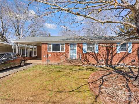 3204 Starrland Drive, Gastonia, NC 28052