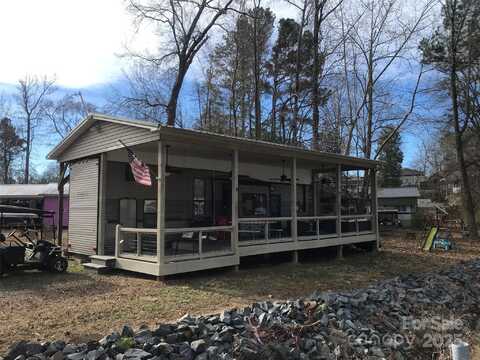 109 Pembrooke Trail, Mount Gilead, NC 27306