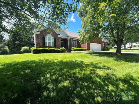 7700 Sedgebrook Drive E, Stanley, NC 28164