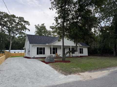 215 Middleton Street, Eutawville, SC 29048