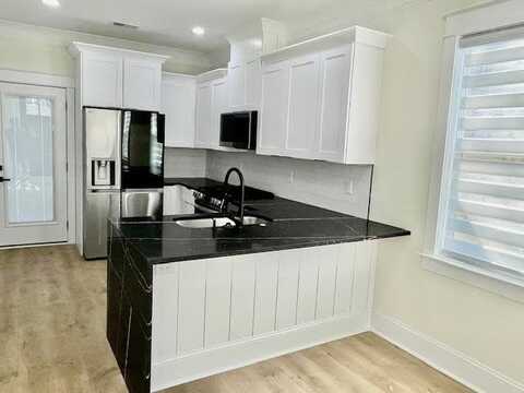 2035 Beech Avenue, North Charleston, SC 29405