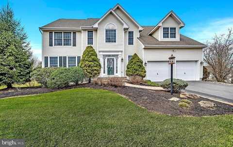 19 HERITAGE HILLS COURT, SKILLMAN, NJ 08558