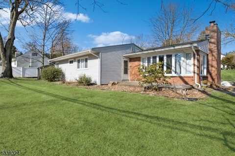 381 S Morris St, Randolph, NJ 07869