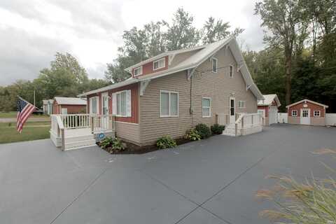 8629 E Hatchery Road, Syracuse, IN 46567