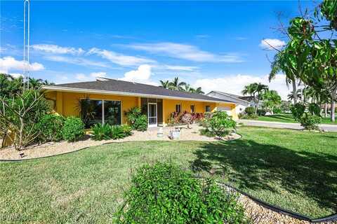 2205 Channel Way, North Fort Myers, FL 33917