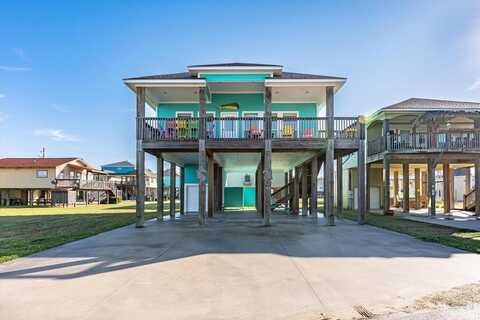 984 S Stingaree Drive, Crystal Beach, TX 77650