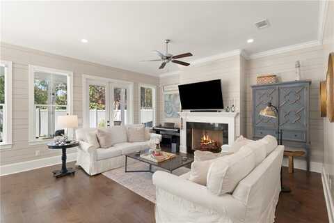 673 Arnold Lane, Saint Simons Island, GA 31522
