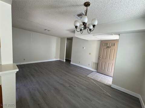 4701 Nara Vista, Las Vegas, NV 89103