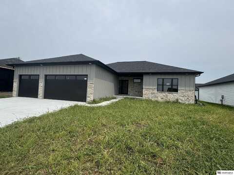 7910 Augustine Avenue, Lincoln, NE 68516