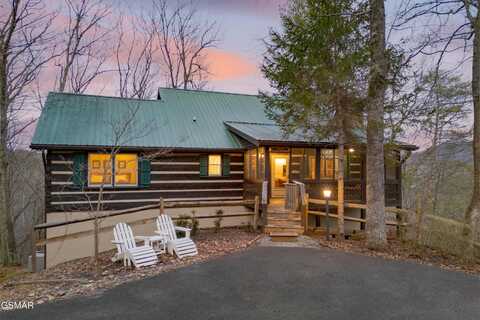 2616 Sunset Circle, Sevierville, TN 37862
