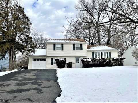 22 Belmont Dr, Livingston, NJ 07039