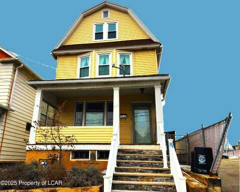 652 N Main Street, Beach Haven, PA 18705