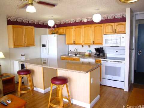 201 Ohua Avenue, Honolulu, HI 96815