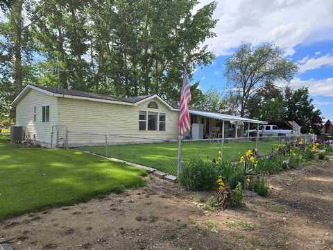 1092 Serenity Dr, Weiser, ID 83672