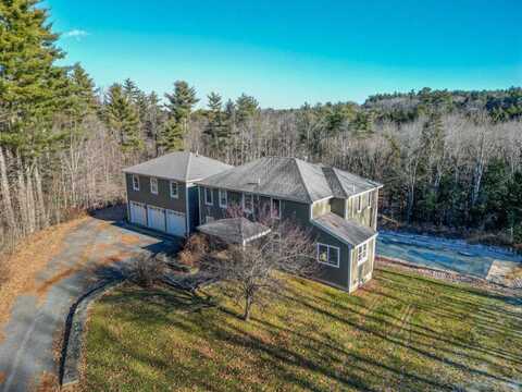 65 Deer Run Drive, Cumberland, ME 04021