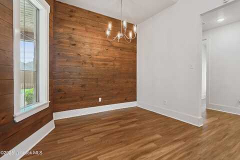 623 N 9th Street, Wolfforth, TX 79382