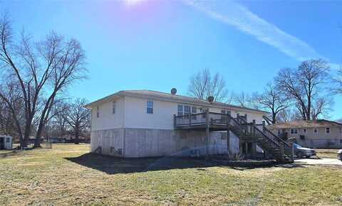 332 Harmonica Place, Winfield, MO 63389