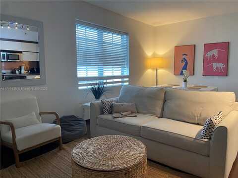 435 21st St, Miami Beach, FL 33139