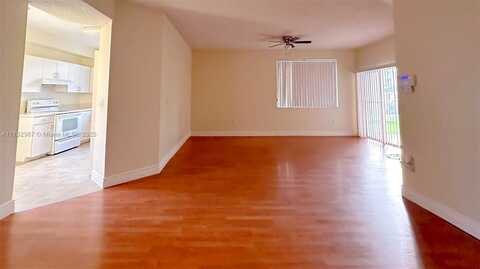 6928 SW 39th St, Davie, FL 33314