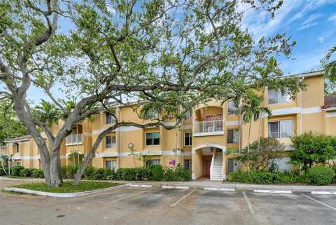 2445 NW 33rd St, Oakland Park, FL 33309