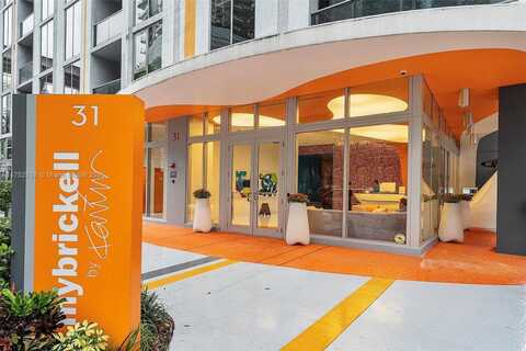 31 SE 6th St, Miami, FL 33131