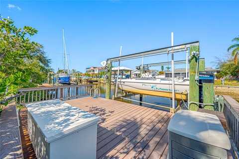 10627 HATTERAS DRIVE, TAMPA, FL 33615