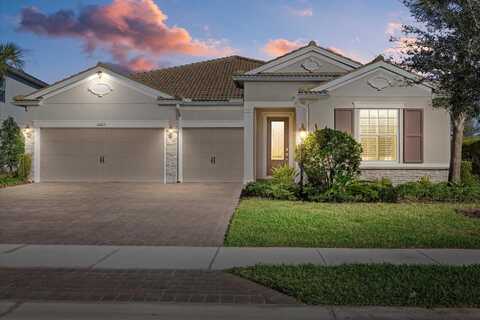 12423 BLUE HILL TRAIL, LAKEWOOD RANCH, FL 34211