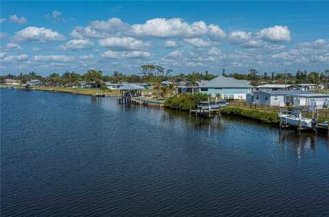 137 POINSETTIA CIRCLE NE, PORT CHARLOTTE, FL 33952