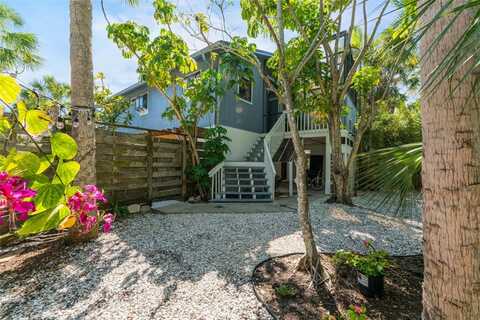 5250 CALLE DE RIO, SARASOTA, FL 34242